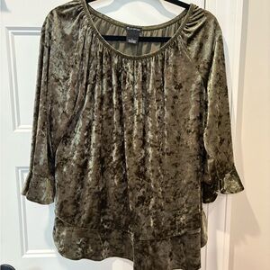 3/$10 sale! New Directions Green and Brown Flutter Sleeve Blouse